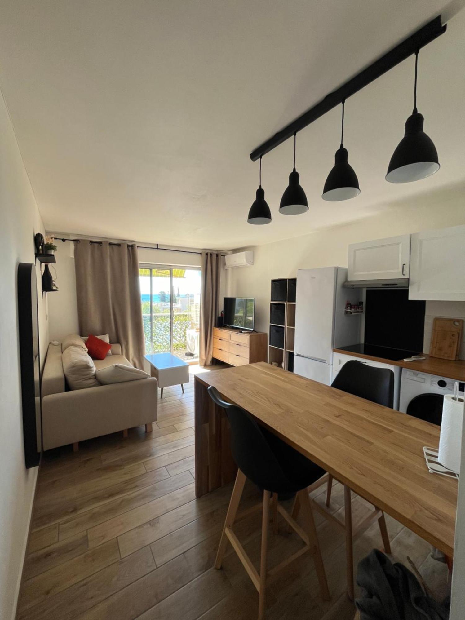 Apartment Proche De La *